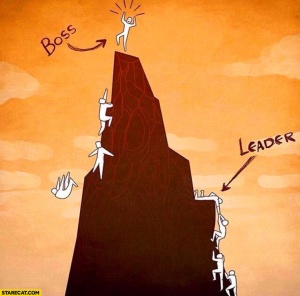boss-leader-difference-climbing-a-mountain